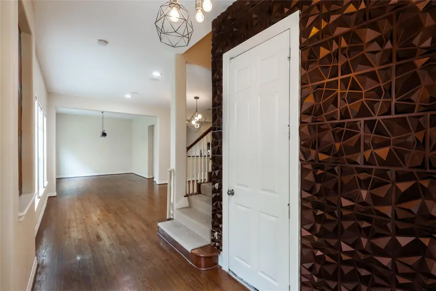 2923 Royal Oaks Crest, Houston, TX 77082 - #2