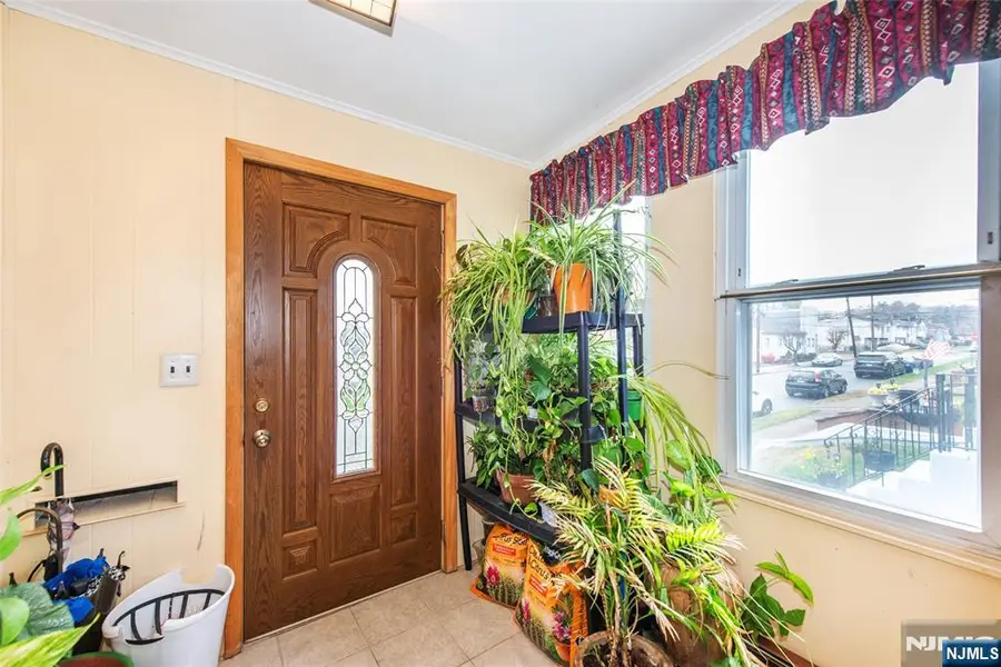46 Frances St, Clifton, NJ 07014 - Image #2