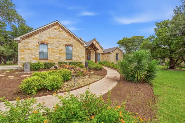104 Quarry Lake Est, Liberty Hill, TX 78642