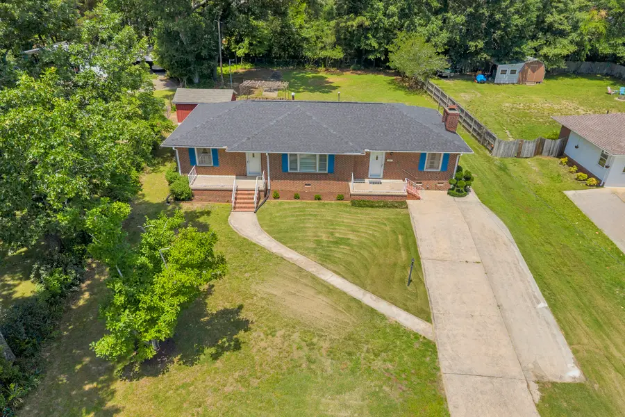 128 Smith Street, Hartwell, GA 30643 - #2
