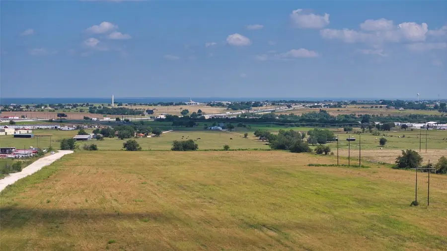 35 Ih, Jarrell, TX 76537 - Image #3