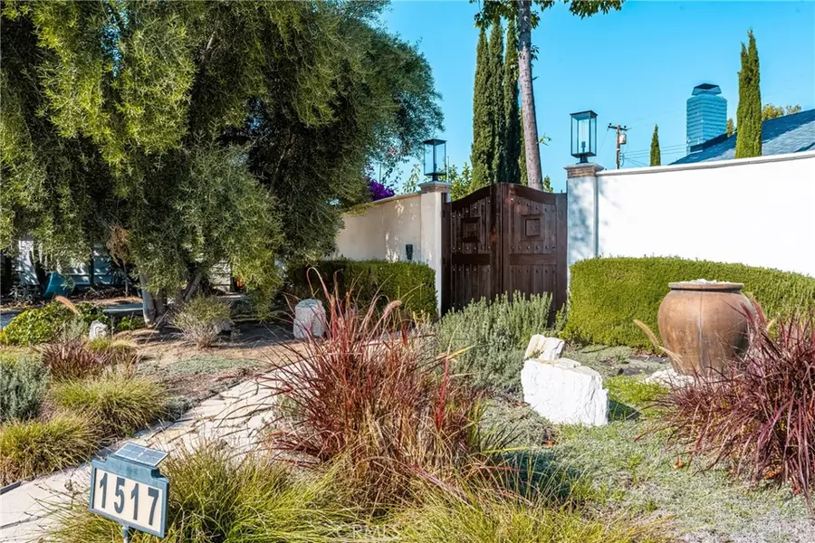 1517 E San Alto, Orange, CA 92865 - Image #3