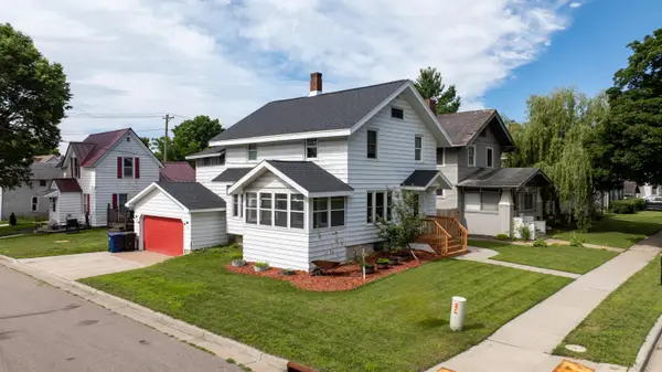 319 E Main Street, Sparta, WI 54656
