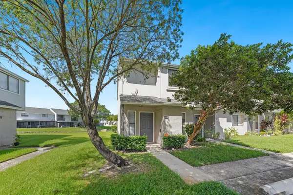 4306 Inlet Circle, Greenacres, FL 33463