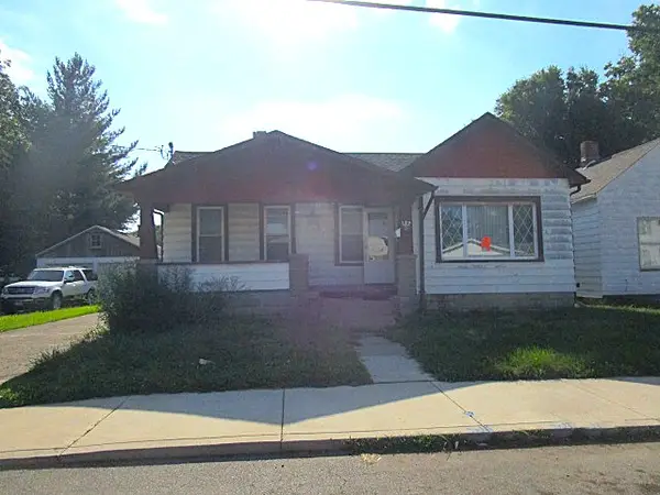 127 N Cedar Avenue, West Peoria, IL 61604-5615