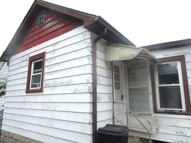 127 N Cedar Avenue, West Peoria, IL 61604-5615 - #3