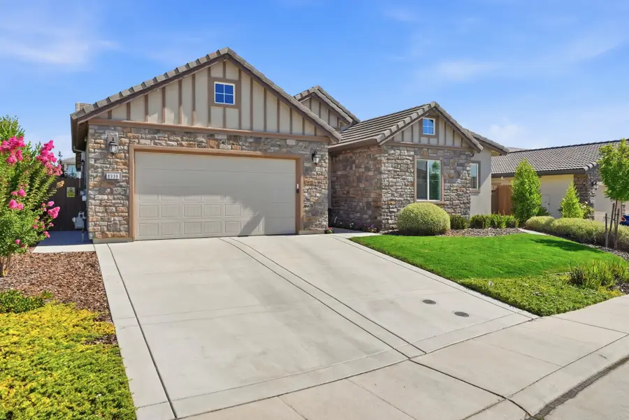 8339 Lollybush Court, Fair Oaks, CA 95628 - #2