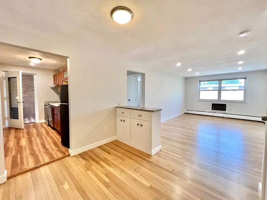 15 Commonwealth Ct #14 #null, Boston, MA 02135 - #3