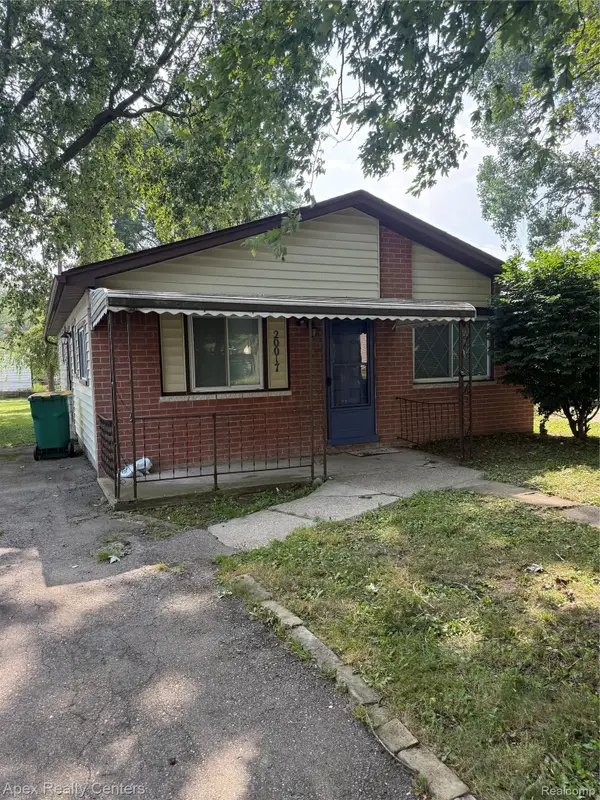 20017 Cornell Avenue, Brownstown, MI 48174