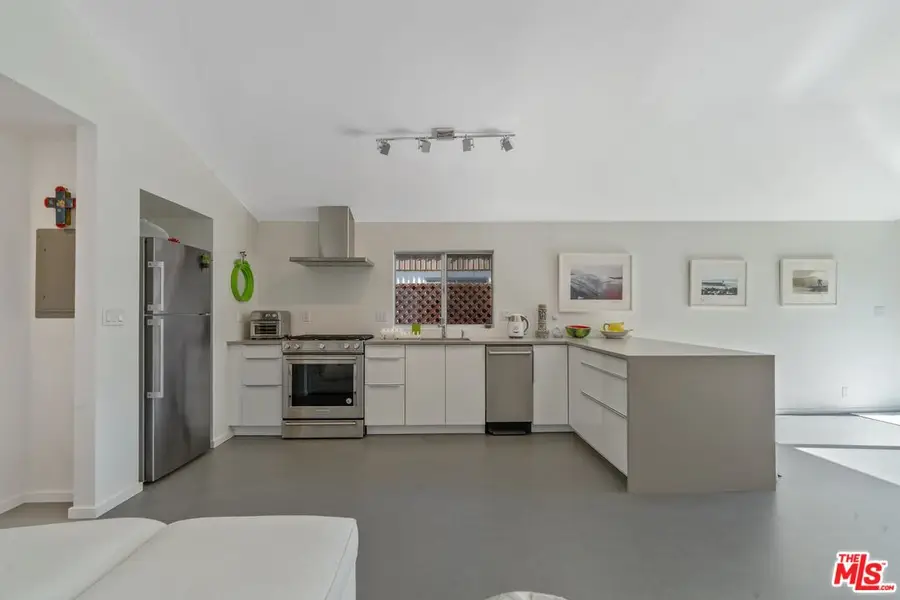 29 Paradise Cove Road, Malibu, CA 90265 - Image #3