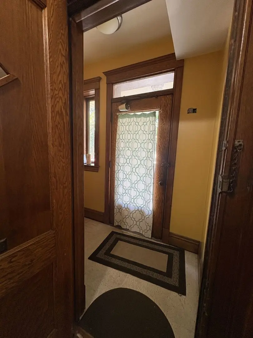 3341 W Evergreen Avenue #1, Chicago, IL 60651 - #2