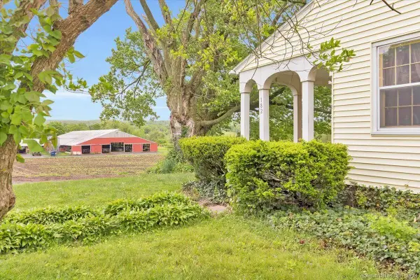 148 Wallingford Road, Durham, CT 06422