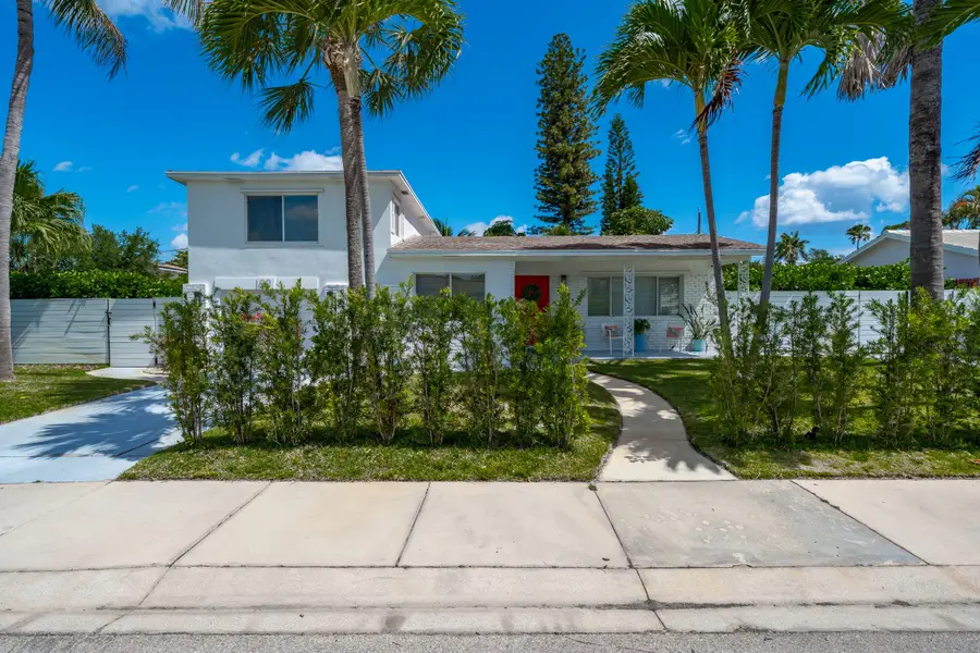 92 18th Avenue S, Lake Worth Beach, FL 33460 - #2