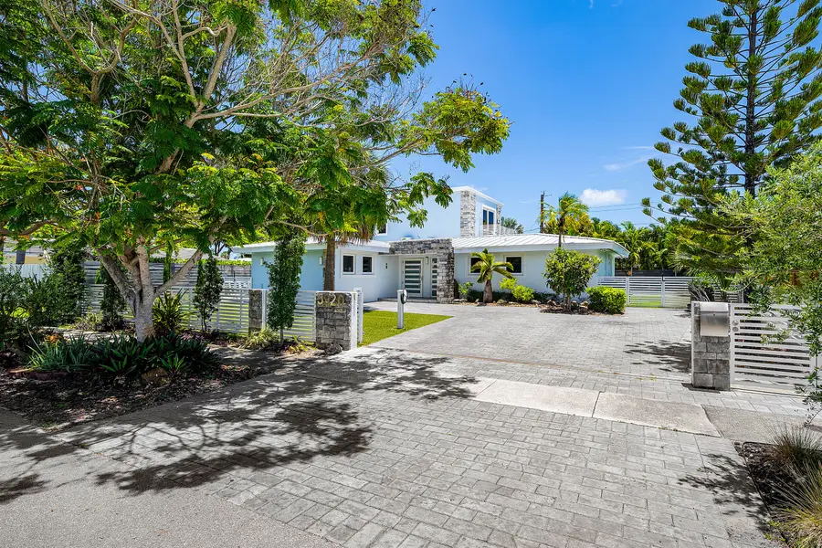 5920 NE 21st Road, Fort Lauderdale, FL 33308 - #2