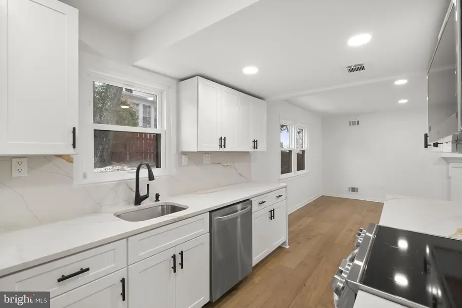 2339 N Powhatan Street, Arlington, VA 22205 - #3