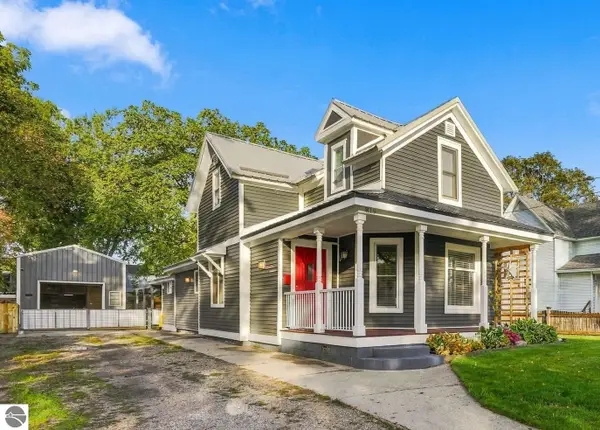 819 Farrar, Cadillac, MI 49601