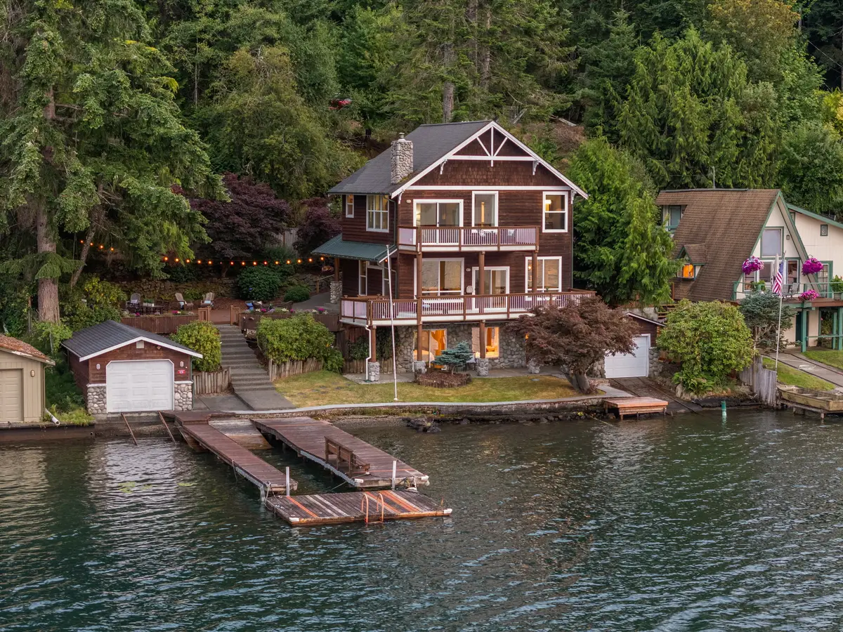 545 Summit Lake Shore Road Nw, Olympia, WA 98502 - Image #1