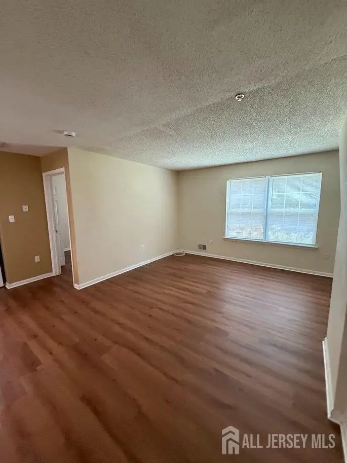 18 Guisborough Way, Edison, NJ 08820 - #3