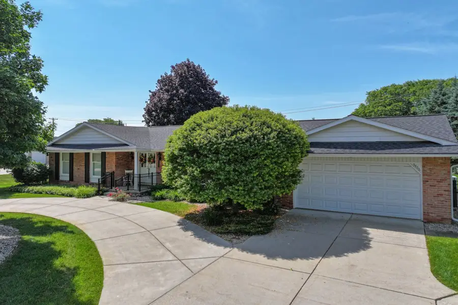 5466 Coral Ridge, Grand Blanc, MI 48439 - #3