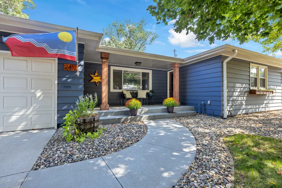 2412 S 5th Ave, Sioux Falls, SD 57105 - #3