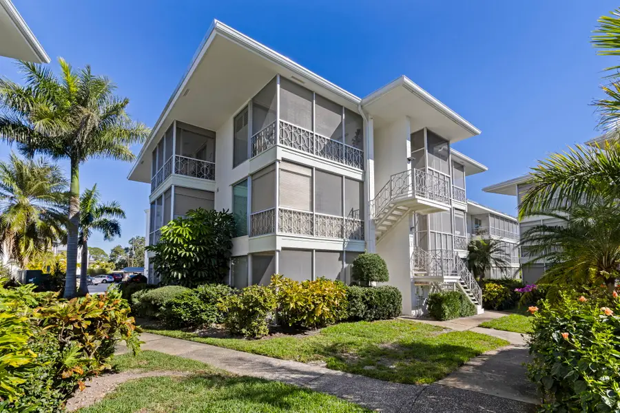 1036 North Shore Drive Ne #1, Saint Petersburg, FL 33701 - Image #3