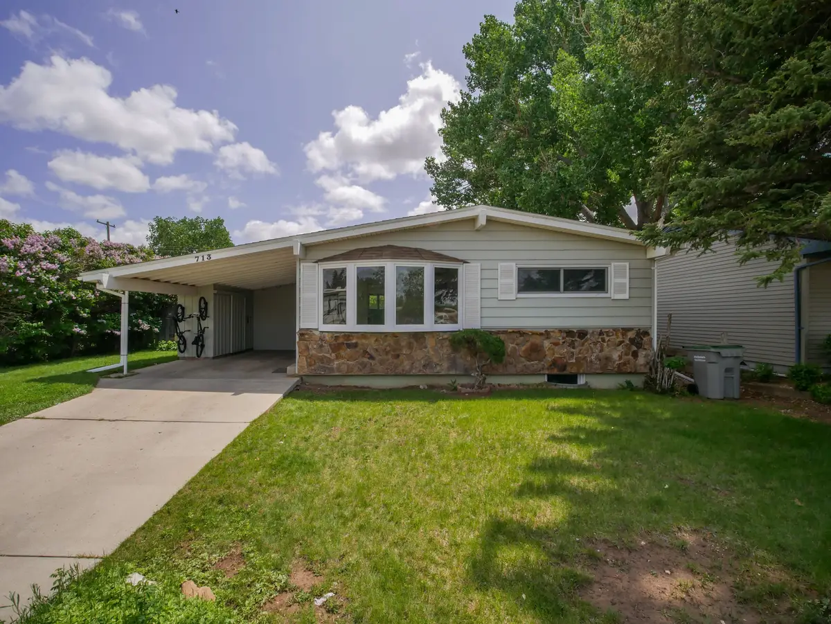 210 Brickyard Ct, Sheffield, IA 50475 - Image #1