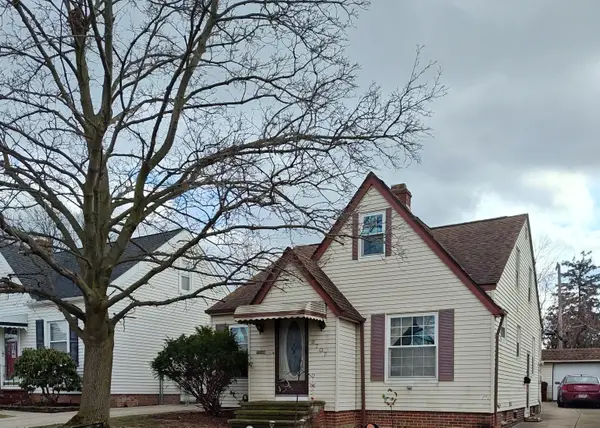 6707 Thornton Drive, Parma, OH 44129