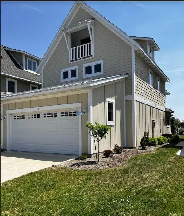 920 W Savidge #2, Spring Lake, MI 49456