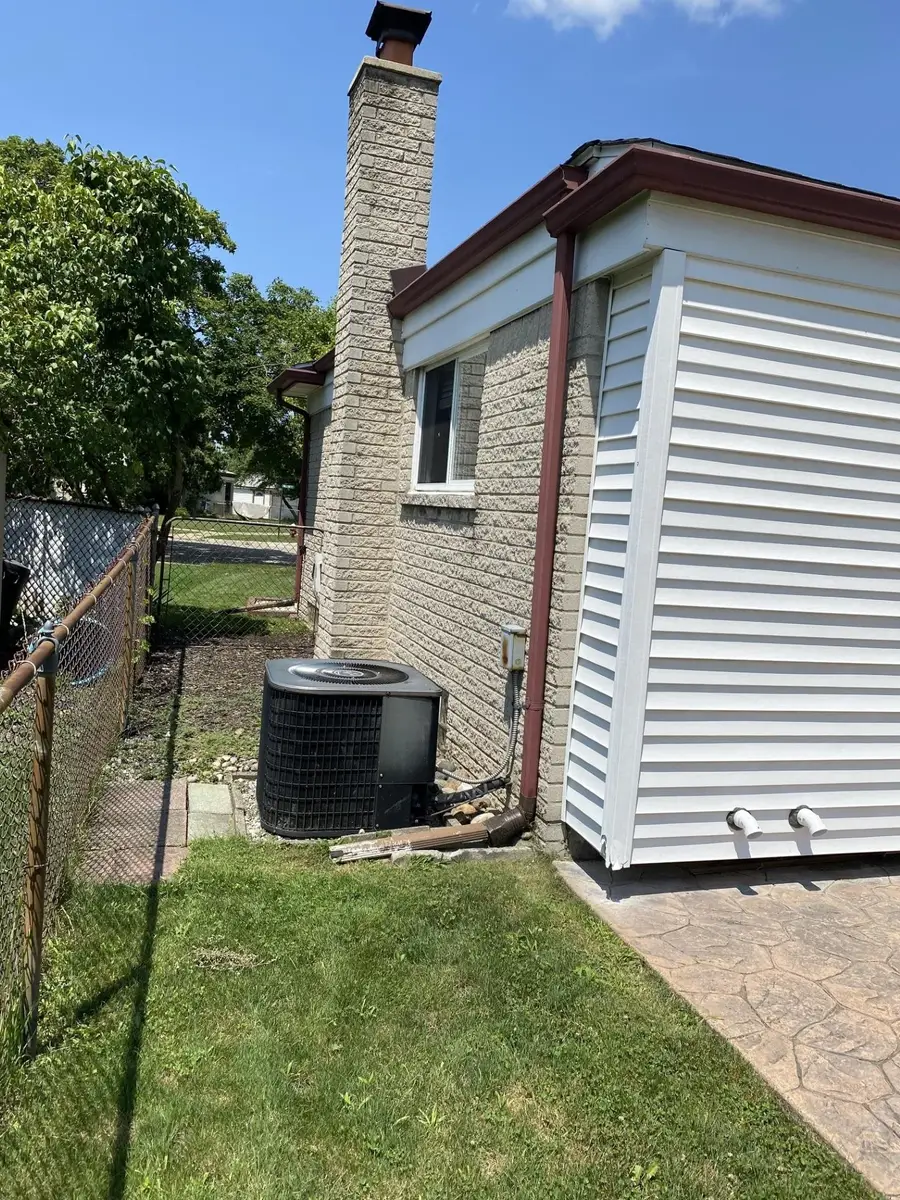 3560 Hillcrest, Warren, MI 48092 - Image #3