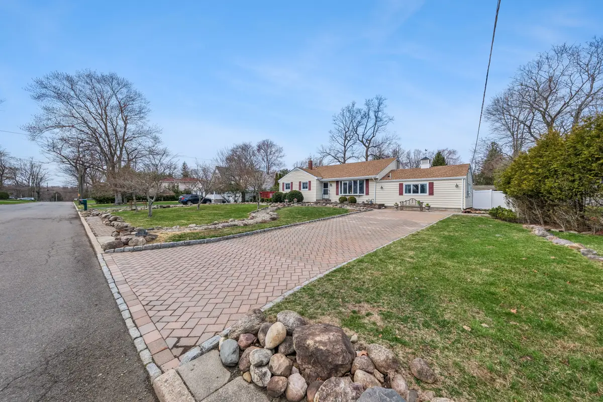 576 Thurnau Drive, River Vale, NJ 07675 - #1