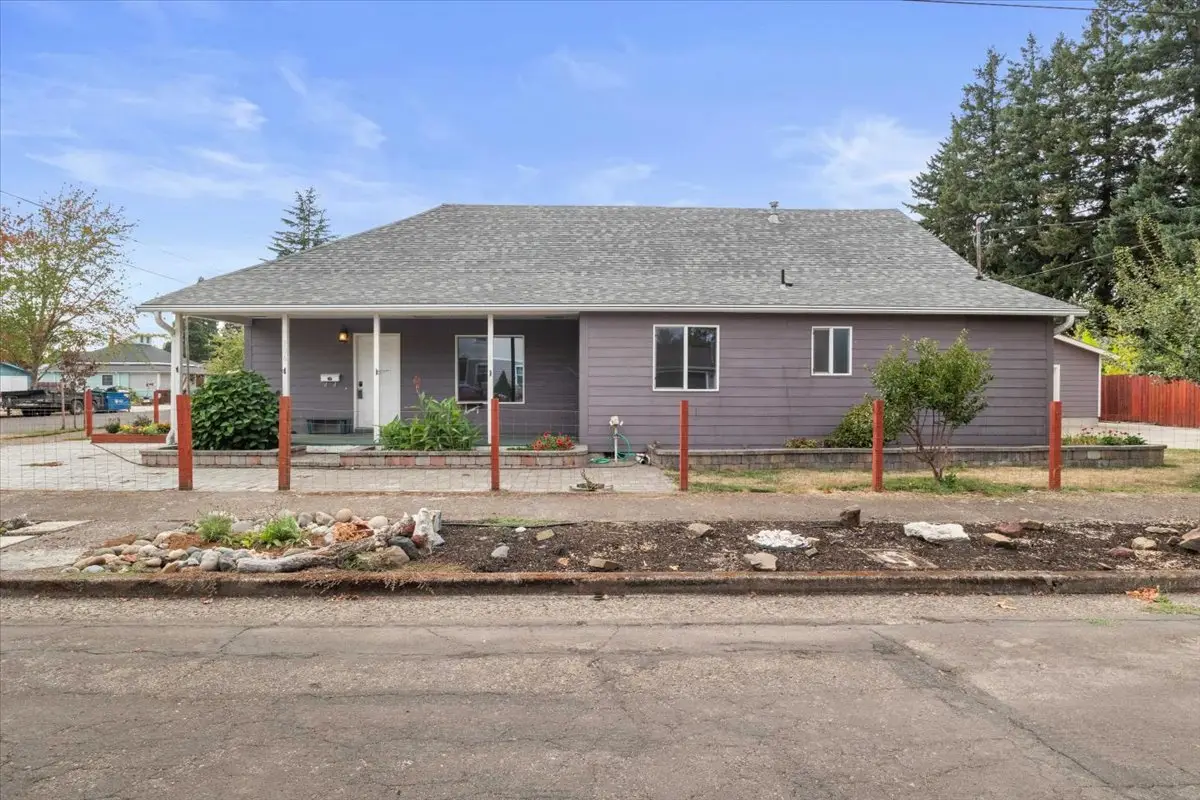 306 Pine St, Albany, OR 97321 - #1