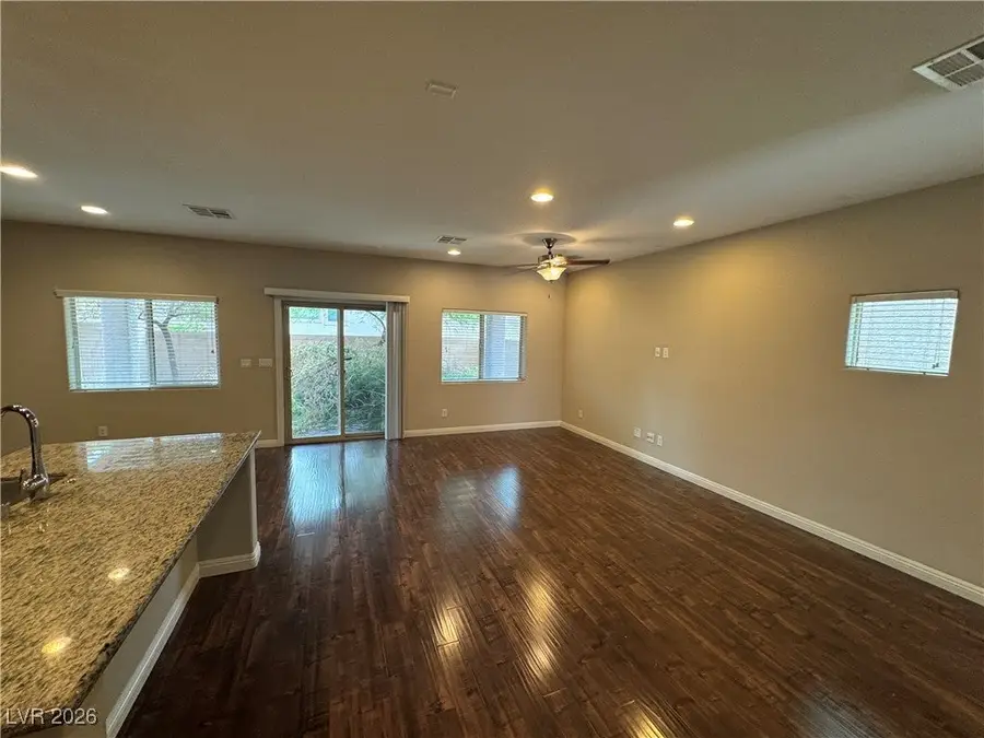 2860 Glass Vine Court, Las Vegas, NV 89117 - #2
