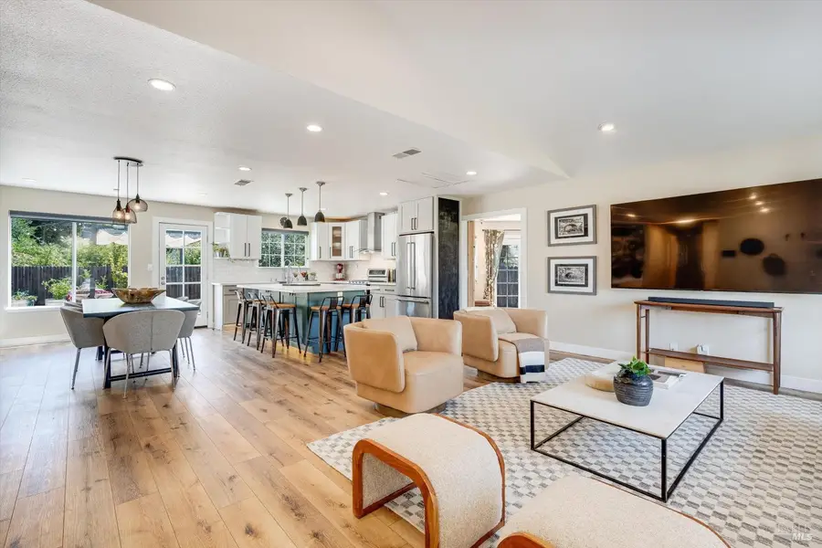 412 Arrowhead Court, Vallejo, CA 94589 - #2