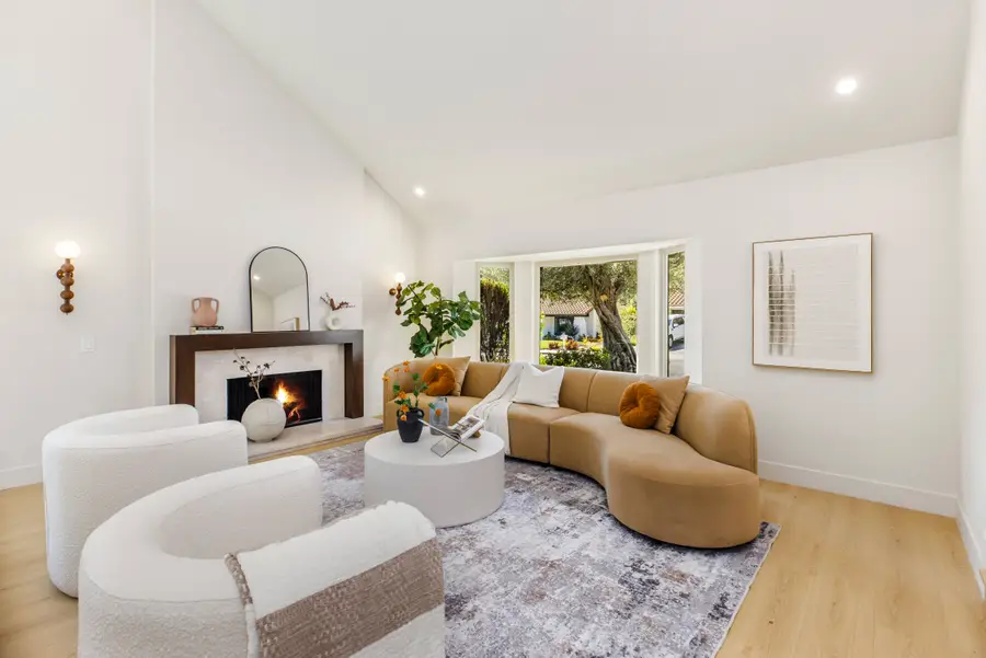 6234 Watertree Ct, Agoura Hills, CA 91301 - Image #2