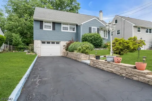 -21 Mcguire Street, Menlo Park Terrace, NJ 08840