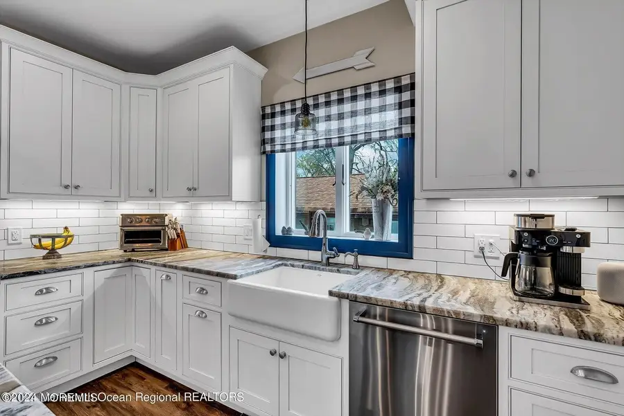 515 Monmouth Road, West Allenhurst, NJ 07711 - #3