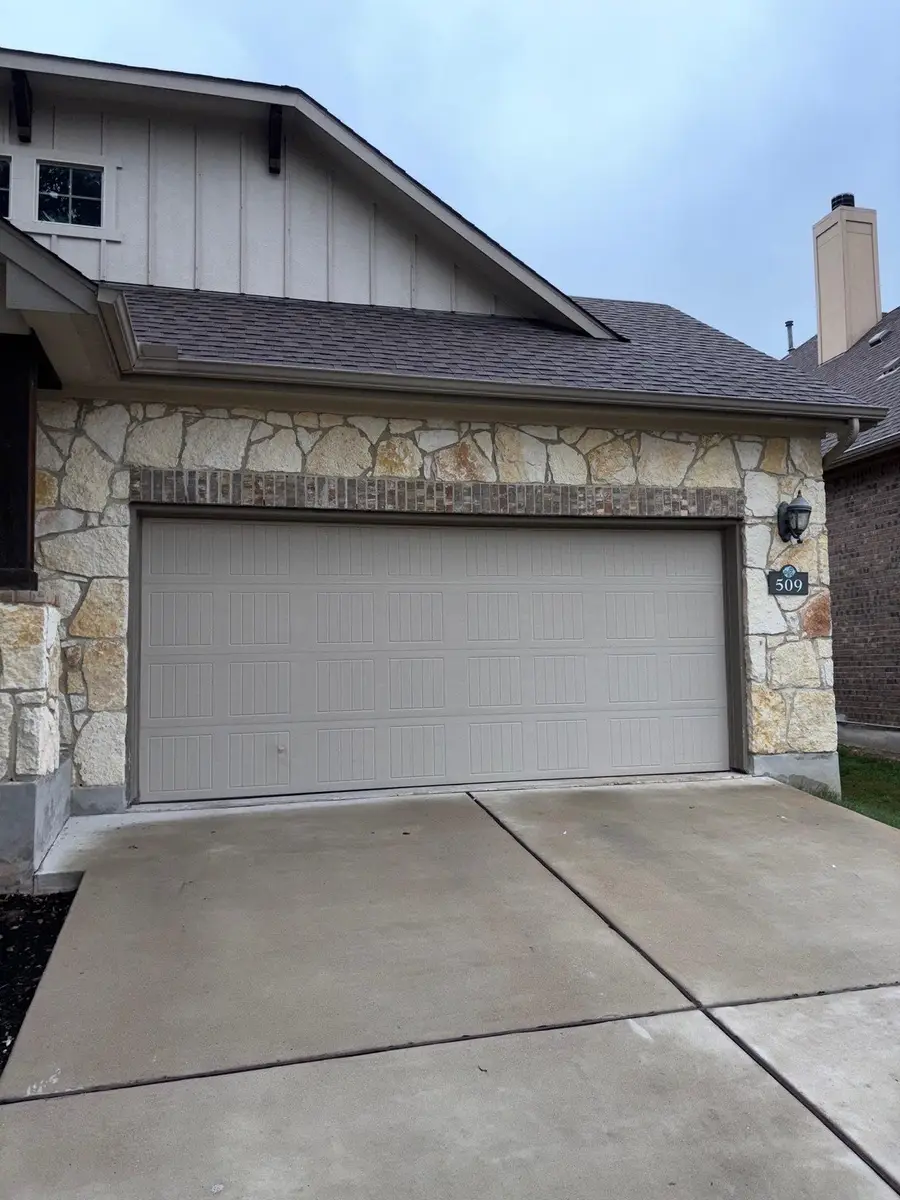 509 Fair Oaks Dr, Georgetown, TX 78628 - #2