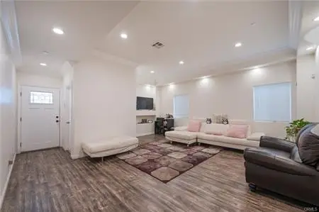 2461 N Santa Ana N, Los Angeles, CA 90059 - #3