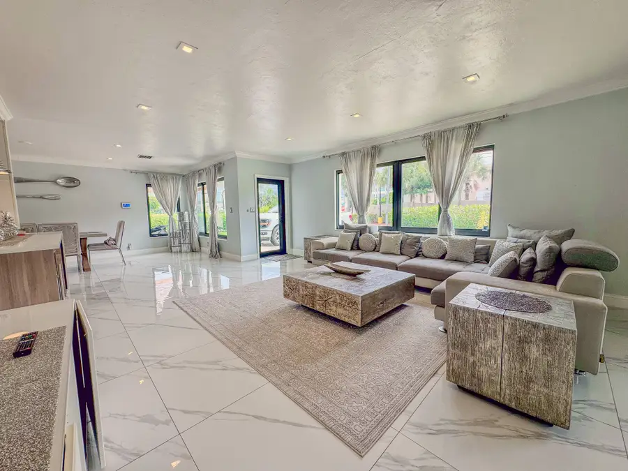 201 NE 26th Ave, Pompano Beach, FL 33062 - #3