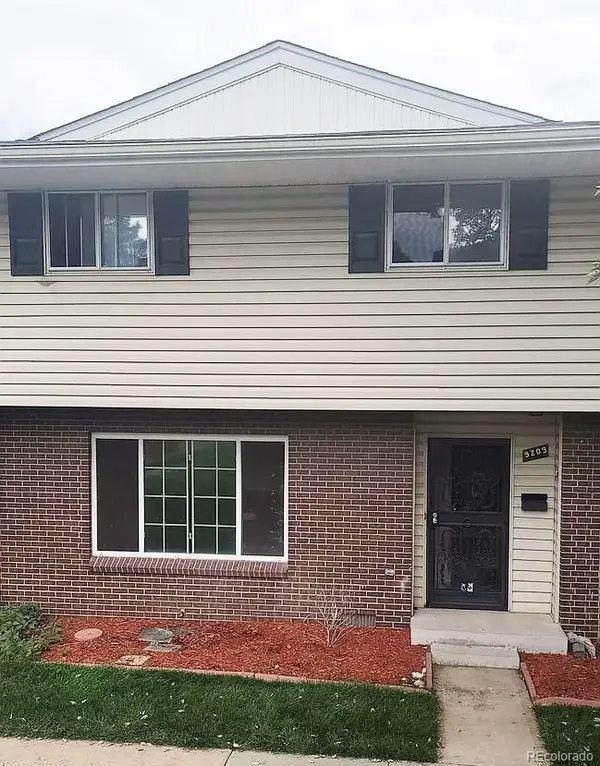 9209 E Nassau Avenue, Denver, CO 80237