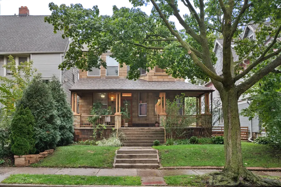 546 N 32nd St, Milwaukee, WI 53208 - #2
