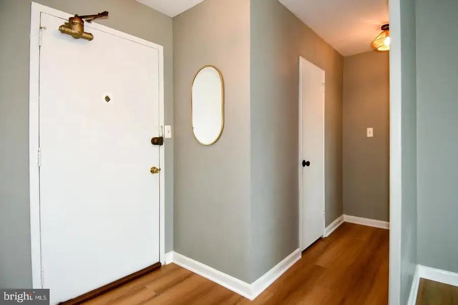 1300 S Arlington Ridge Road , 204, Arlington, VA 22202 - #3