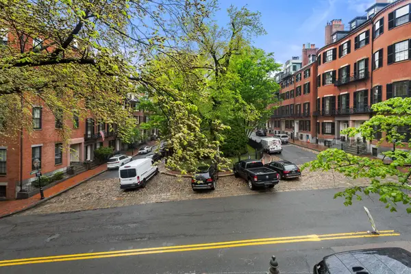 90 Mount Vernon St, Boston, MA 02108