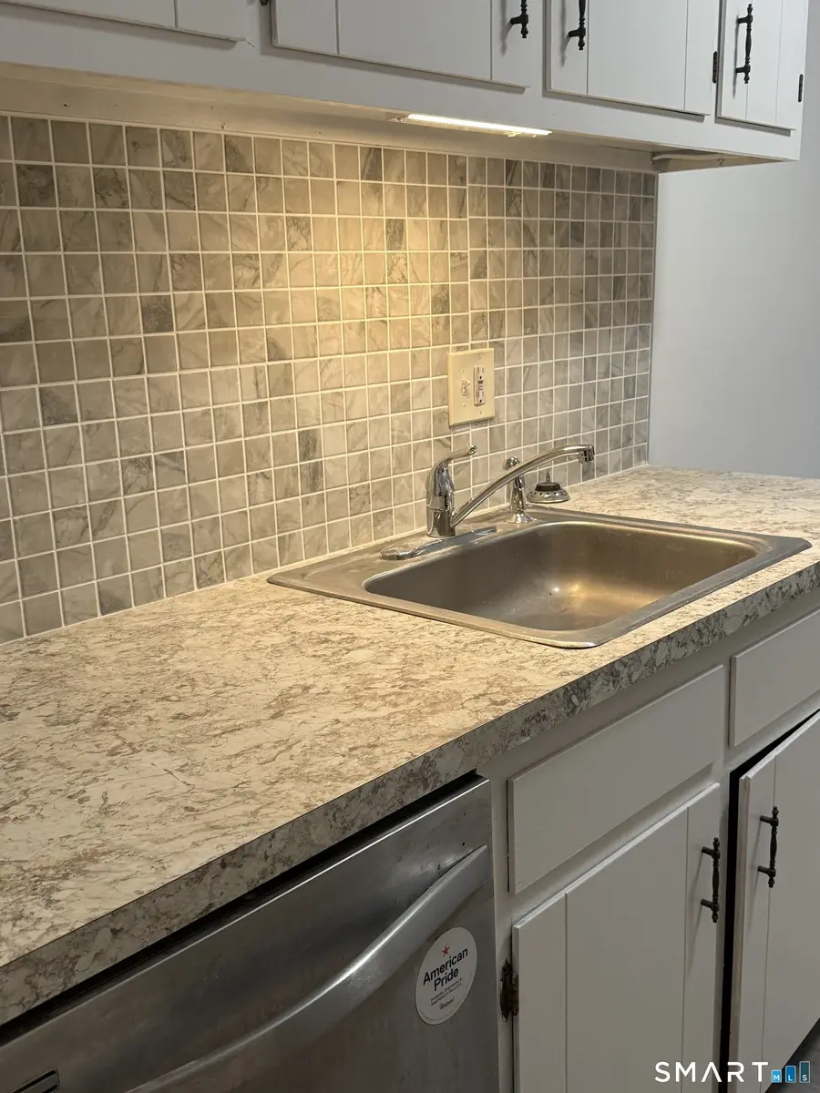 343 King Street #201, Bristol, CT 06010 - #2