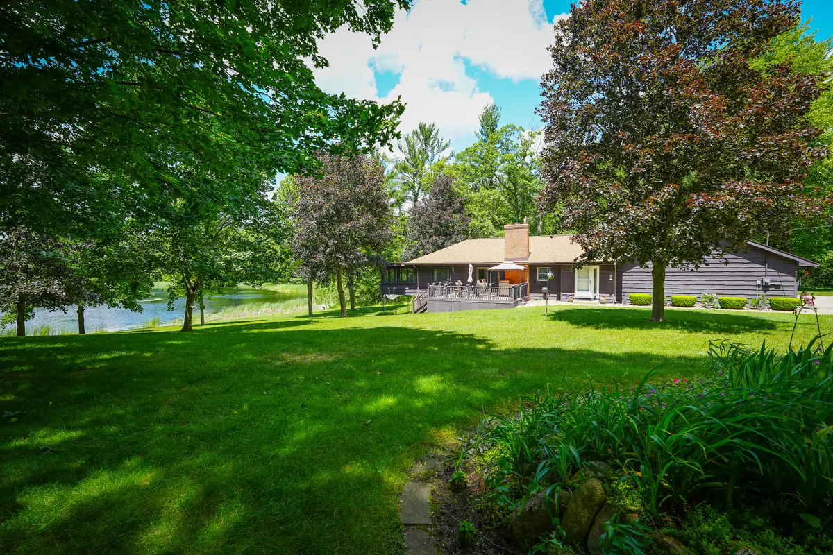 9411 Maple Hill Road, Howard City, MI 49329 - #1