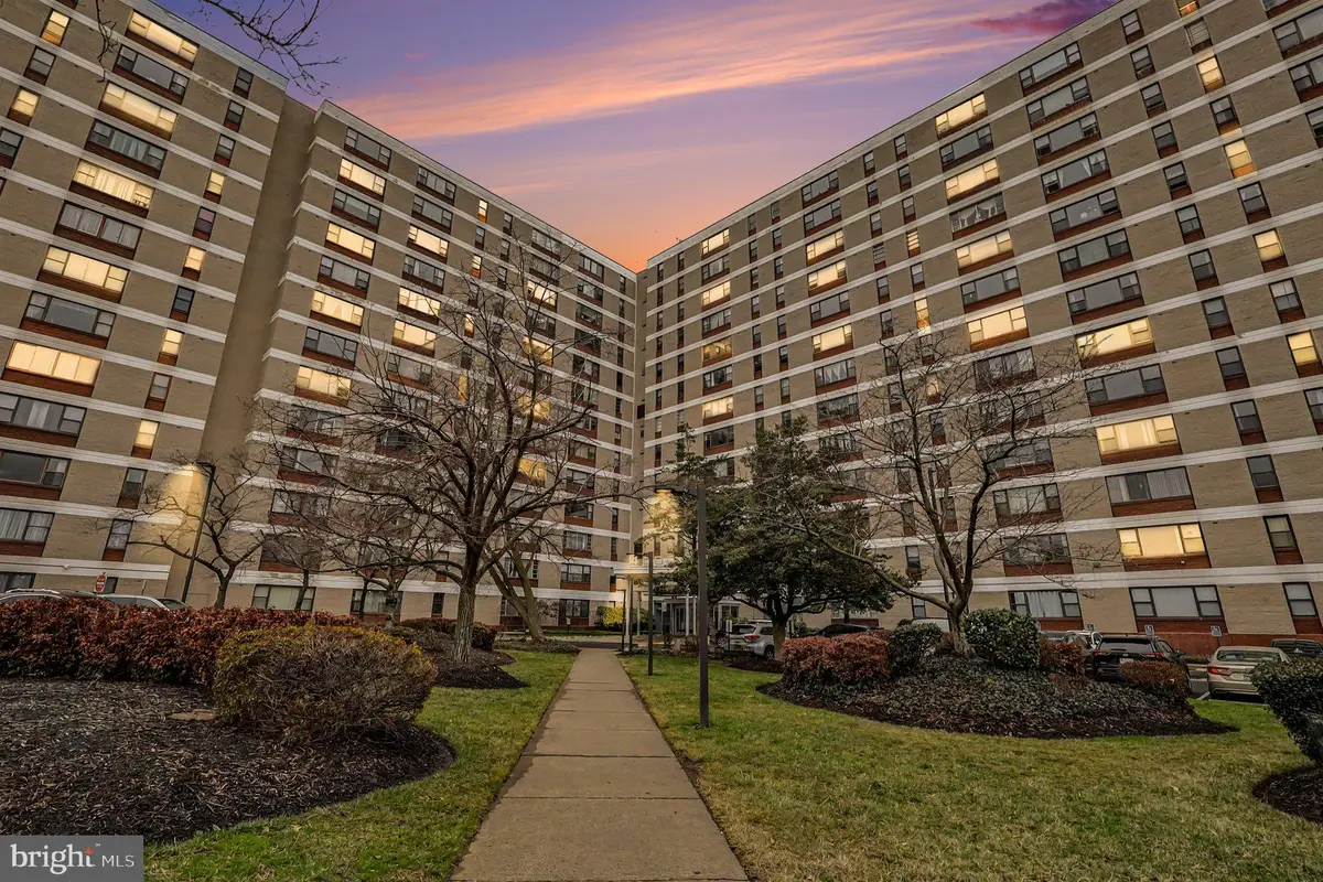 4600 Duke Street #Unit 1423, Alexandria, VA 22304 - #1