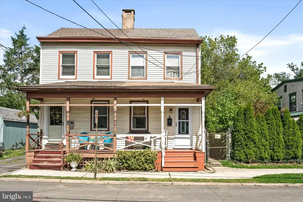 2 W Chestnut Street, Bordentown, NJ 08505 - #1