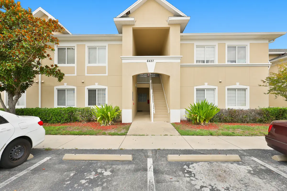 6437 Cypressdale Dr # 201, Riverview, FL 33578 - #1