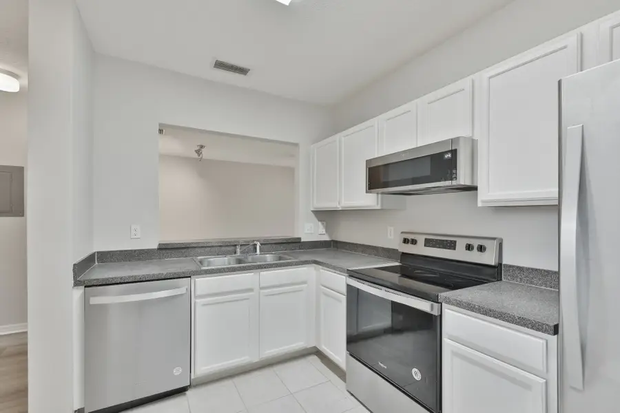 6437 Cypressdale Dr # 201, Riverview, FL 33578 - #2