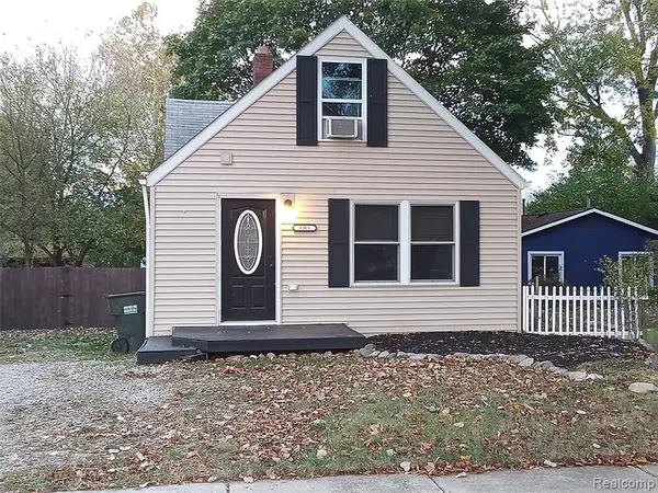 3365 Bathhurst, Rochester Hills, MI 48309